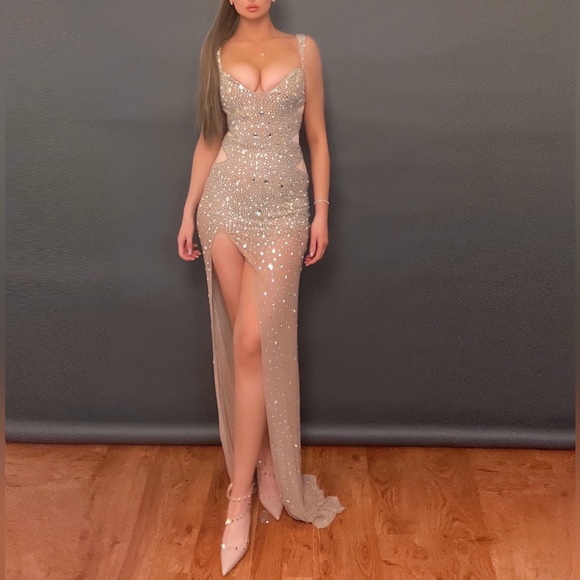 New!! New year sale!!Beaded Tulle  Prom Dress - Picture 1 of 6